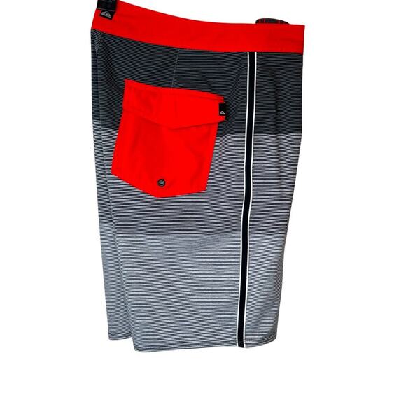 Quiksilver Highline Boardshorts 4-way Stretch Men's 28" Waist - Picture 2 of 13